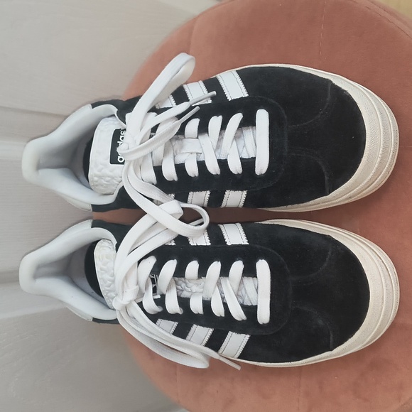 Adidas Gazelle Bold Shoes Size 8.5 - Picture 2 of 8